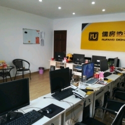 海州區(qū)海南社區(qū)黃偉房產(chǎn)中介服務(wù)部 值得信賴的中介服務(wù)